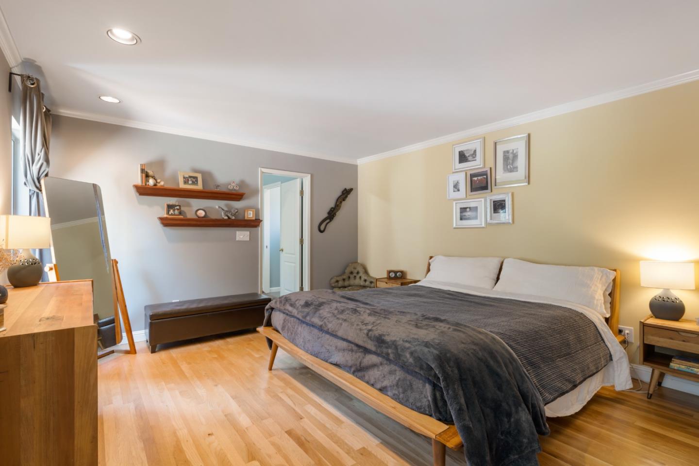 Detail Gallery Image 19 of 23 For 5490 Fairway Dr, San Jose,  CA 95127 - 2 Beds | 2/1 Baths