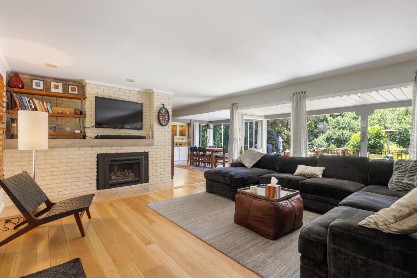 Detail Gallery Image 4 of 23 For 5490 Fairway Dr, San Jose,  CA 95127 - 2 Beds | 2/1 Baths
