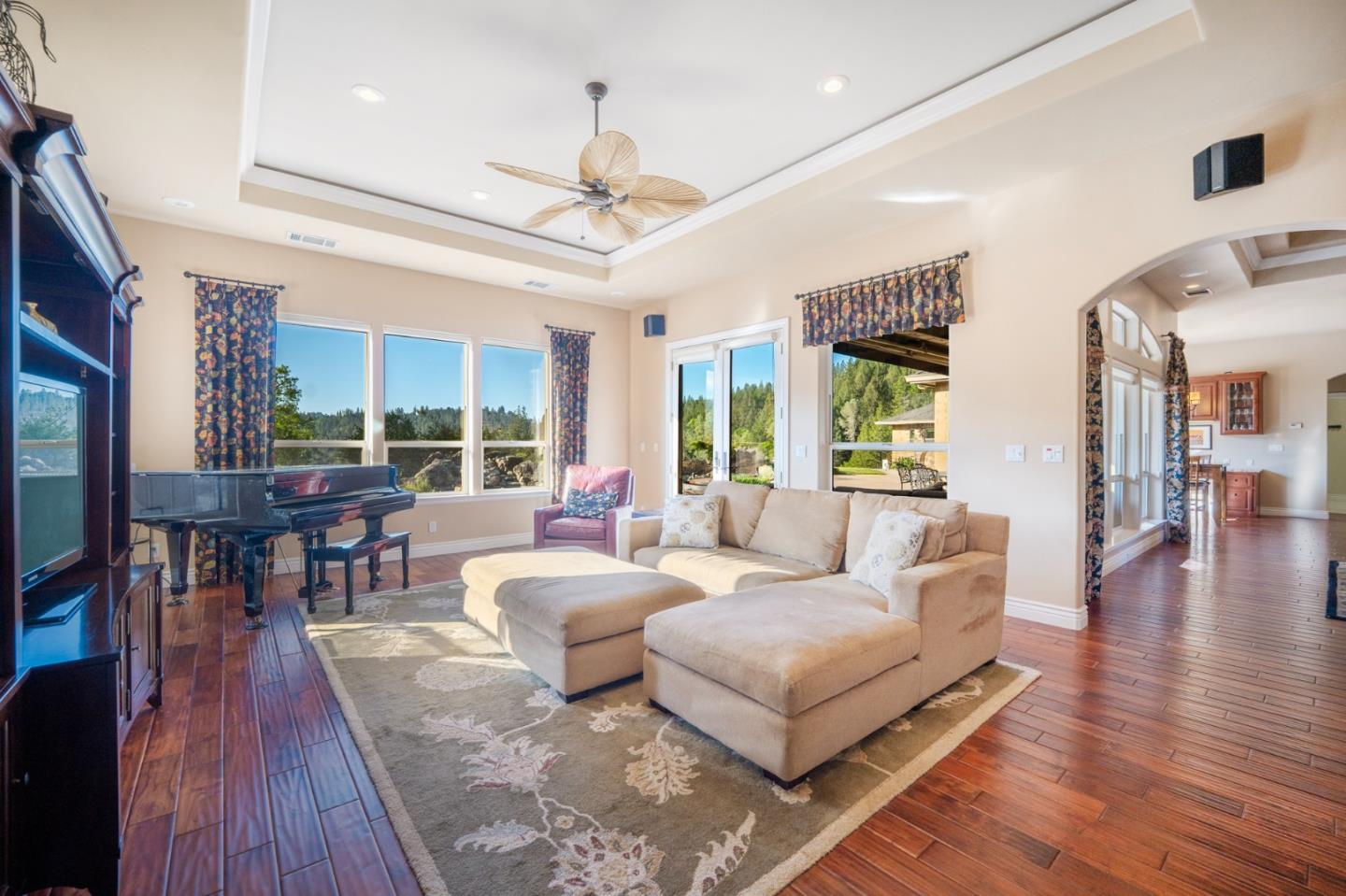 Detail Gallery Image 12 of 56 For 5500 Rio Cascada, Greenwood,  CA 95635 - 4 Beds | 4 Baths