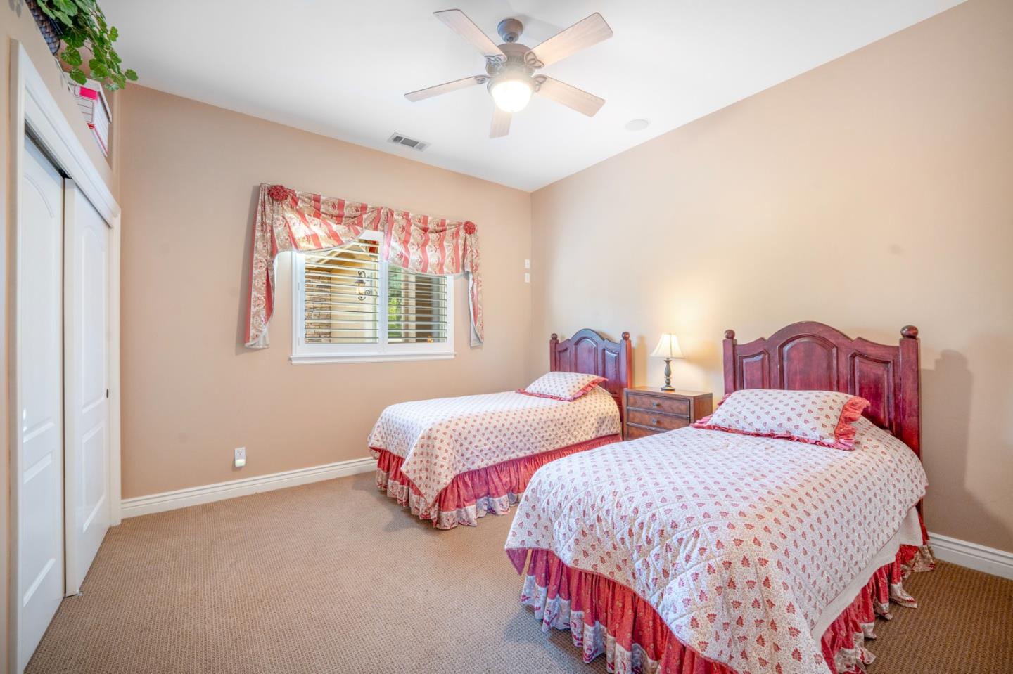 Detail Gallery Image 22 of 56 For 5500 Rio Cascada, Greenwood,  CA 95635 - 4 Beds | 4 Baths