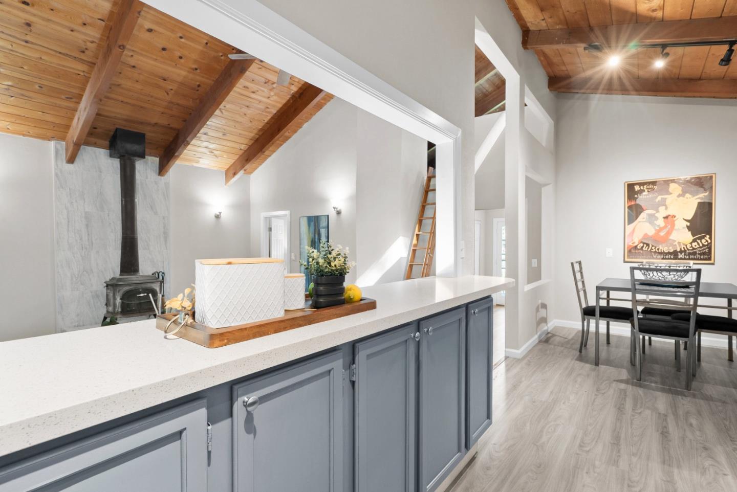 Detail Gallery Image 16 of 35 For 606 Madrona Rd, Boulder Creek,  CA 95006 - 2 Beds | 1 Baths