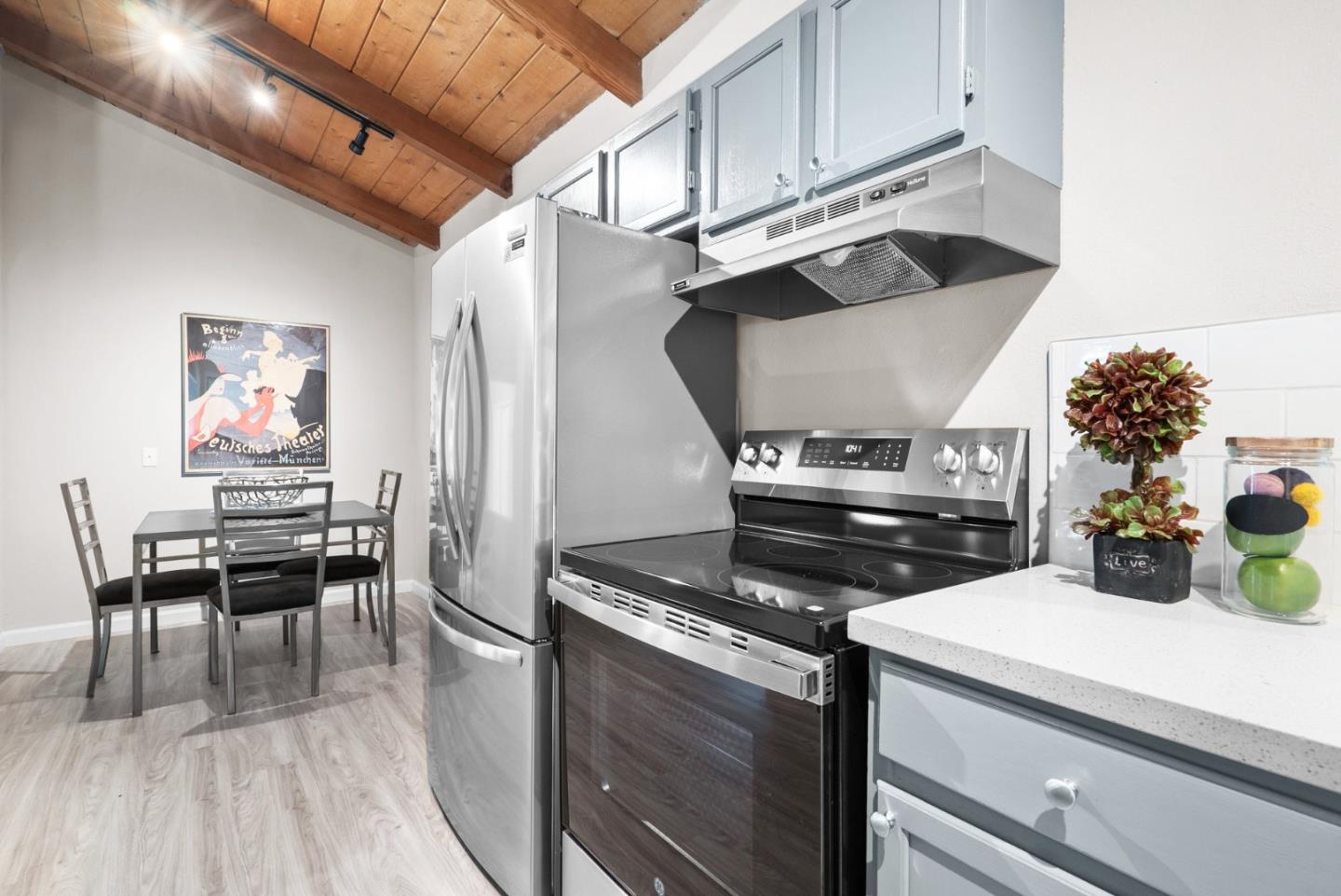 Detail Gallery Image 17 of 35 For 606 Madrona Rd, Boulder Creek,  CA 95006 - 2 Beds | 1 Baths