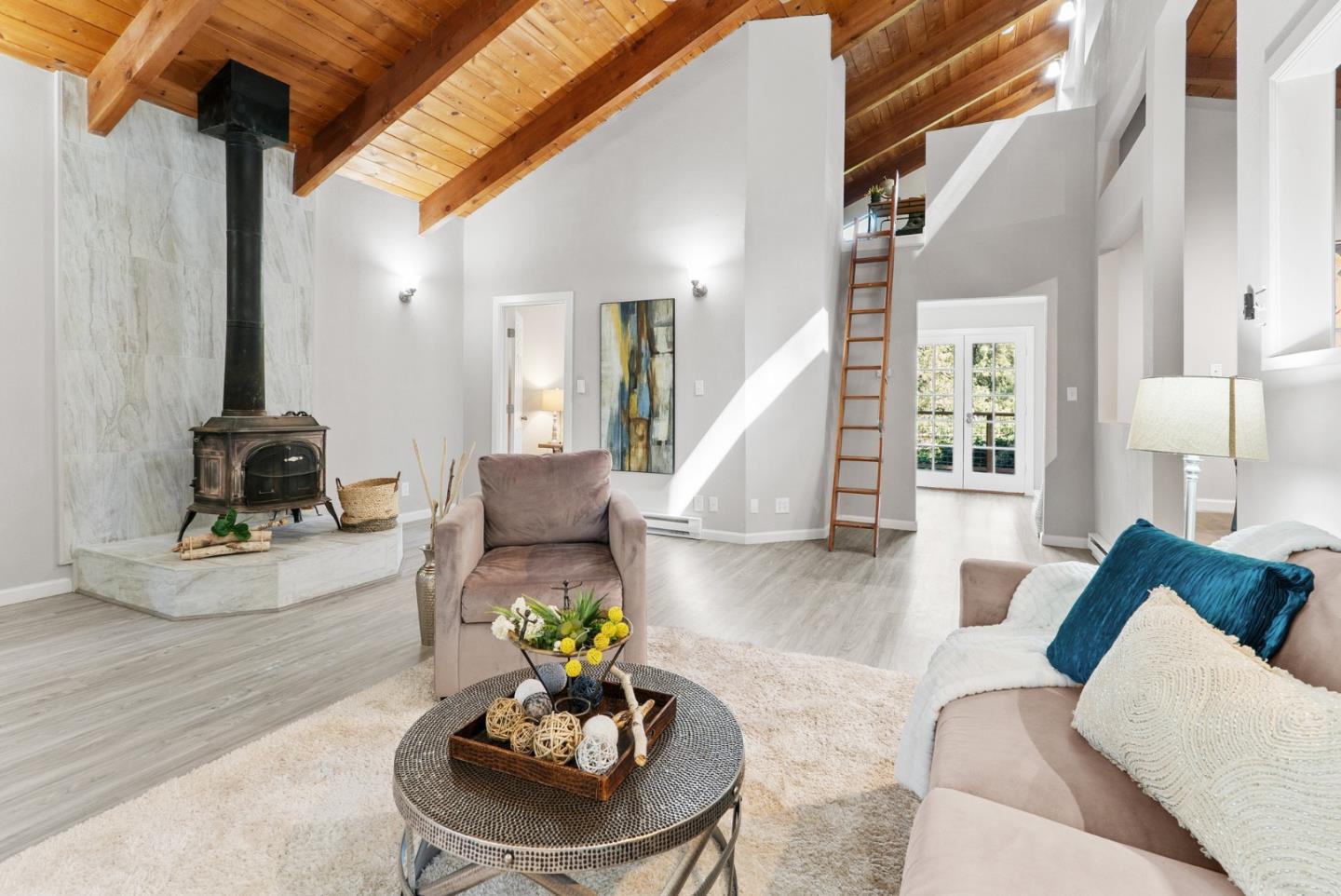Detail Gallery Image 7 of 35 For 606 Madrona Rd, Boulder Creek,  CA 95006 - 2 Beds | 1 Baths