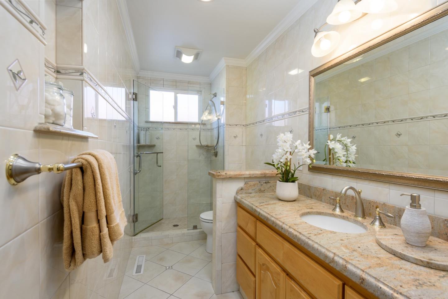 Detail Gallery Image 13 of 19 For 1483 Fields Dr, San Jose,  CA 95129 - 3 Beds | 2 Baths