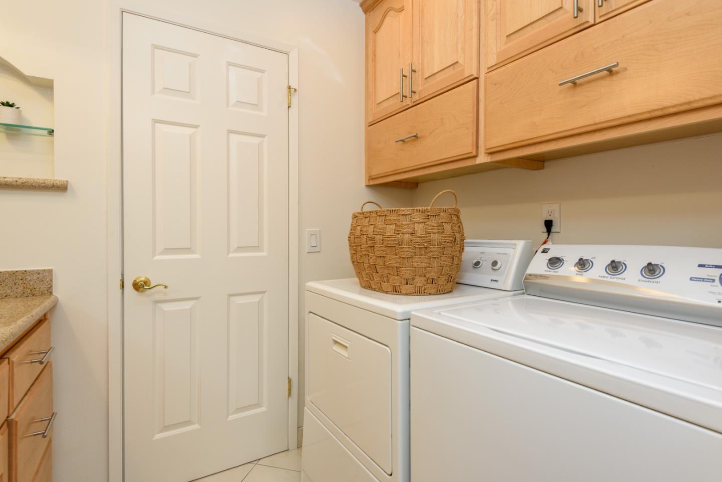 Detail Gallery Image 15 of 19 For 1483 Fields Dr, San Jose,  CA 95129 - 3 Beds | 2 Baths