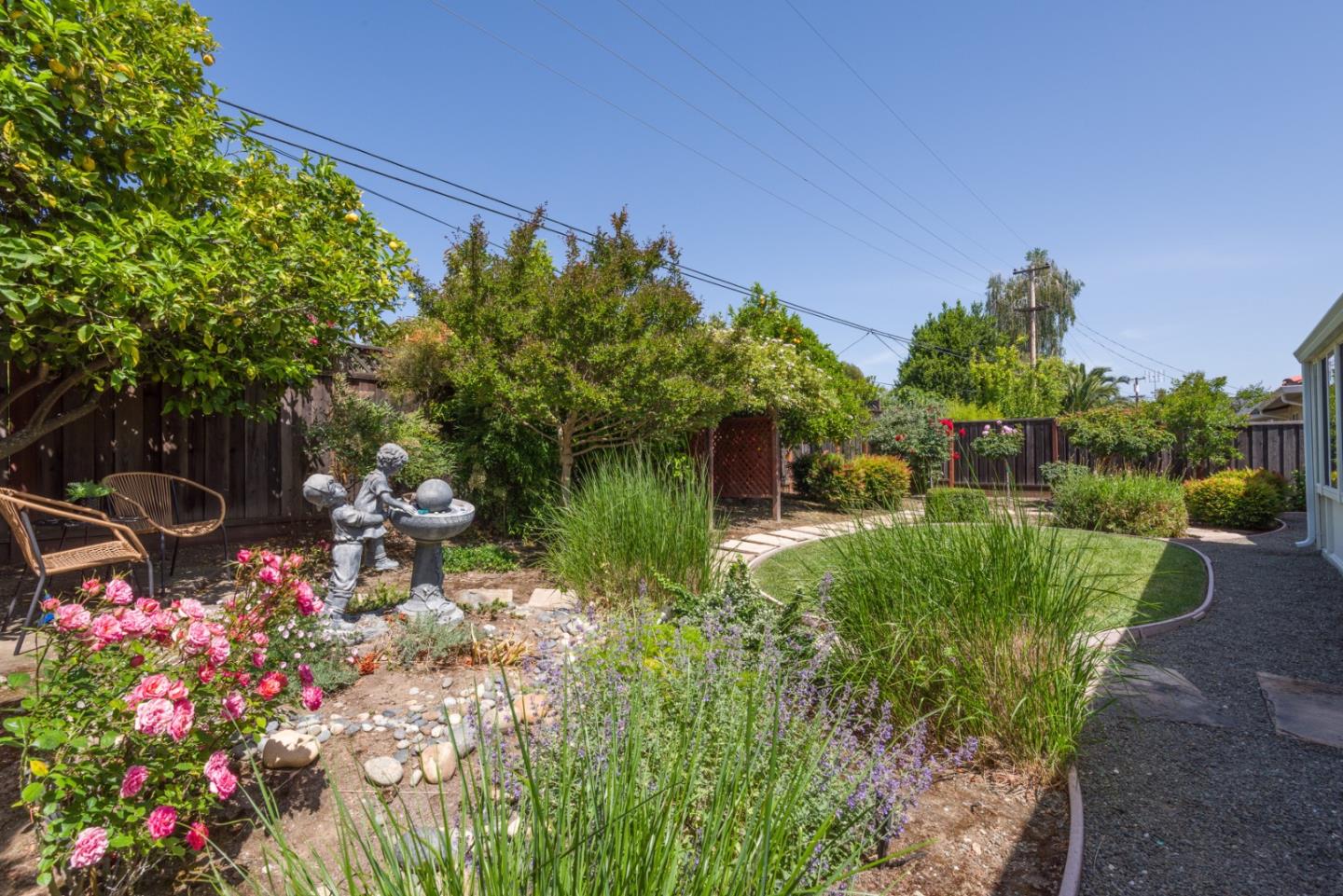 Detail Gallery Image 16 of 19 For 1483 Fields Dr, San Jose,  CA 95129 - 3 Beds | 2 Baths