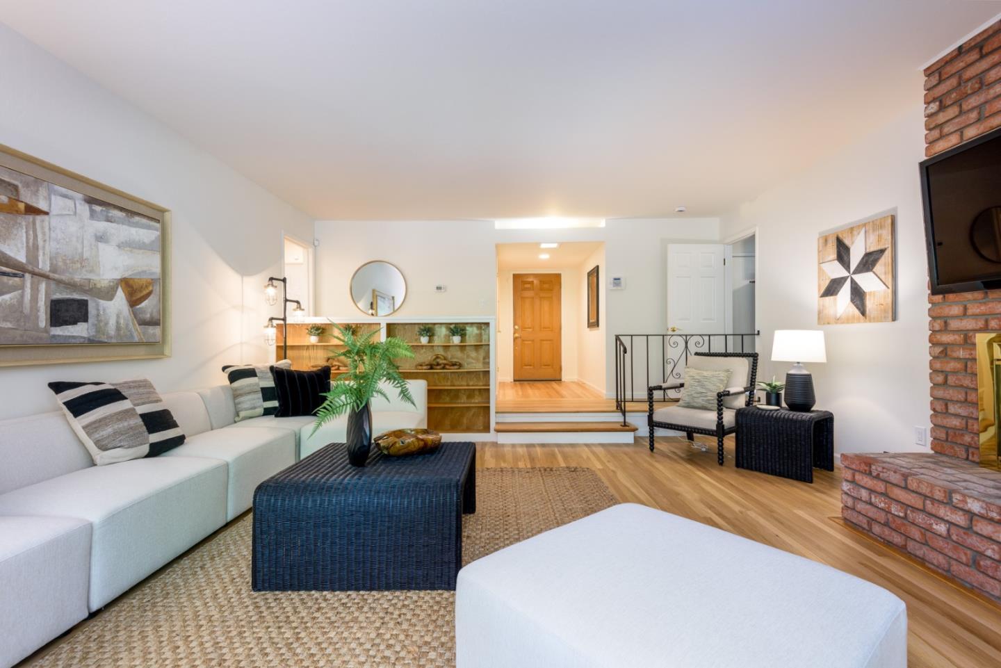 Detail Gallery Image 3 of 19 For 1483 Fields Dr, San Jose,  CA 95129 - 3 Beds | 2 Baths