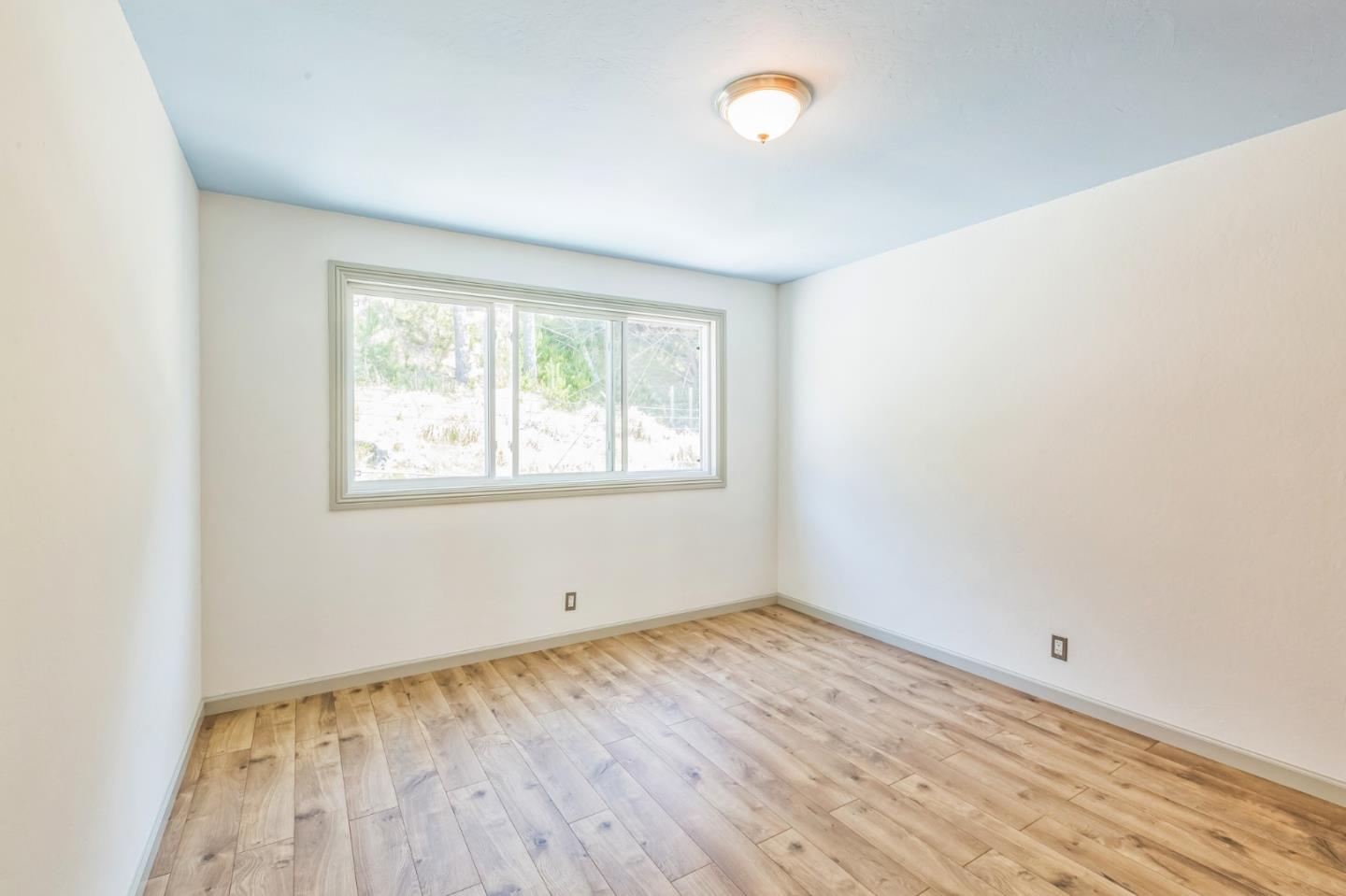 Detail Gallery Image 23 of 39 For 1121 Skyline Dr, Daly City,  CA 94015 - 3 Beds | 1/1 Baths