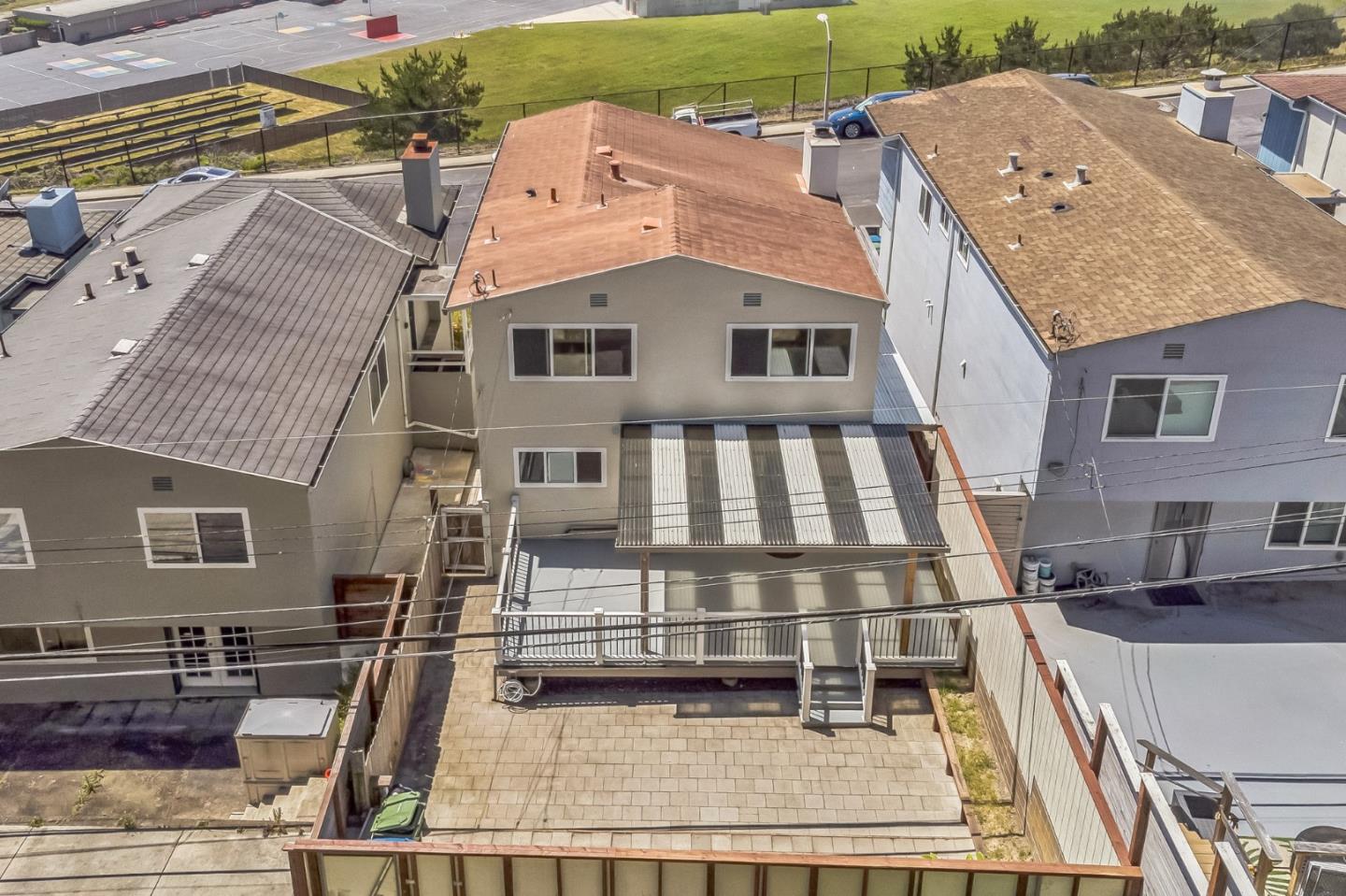 Detail Gallery Image 37 of 39 For 1121 Skyline Dr, Daly City,  CA 94015 - 3 Beds | 1/1 Baths