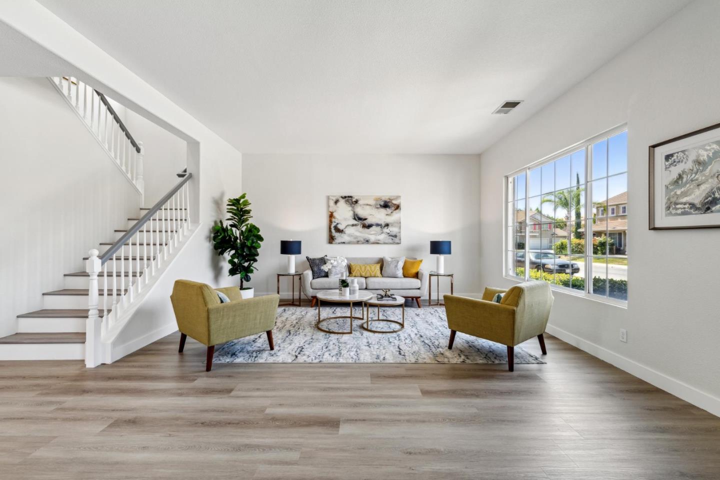 Detail Gallery Image 10 of 80 For 551 Silver Saddle Dr, Pittsburg,  CA 94565 - 6 Beds | 4 Baths