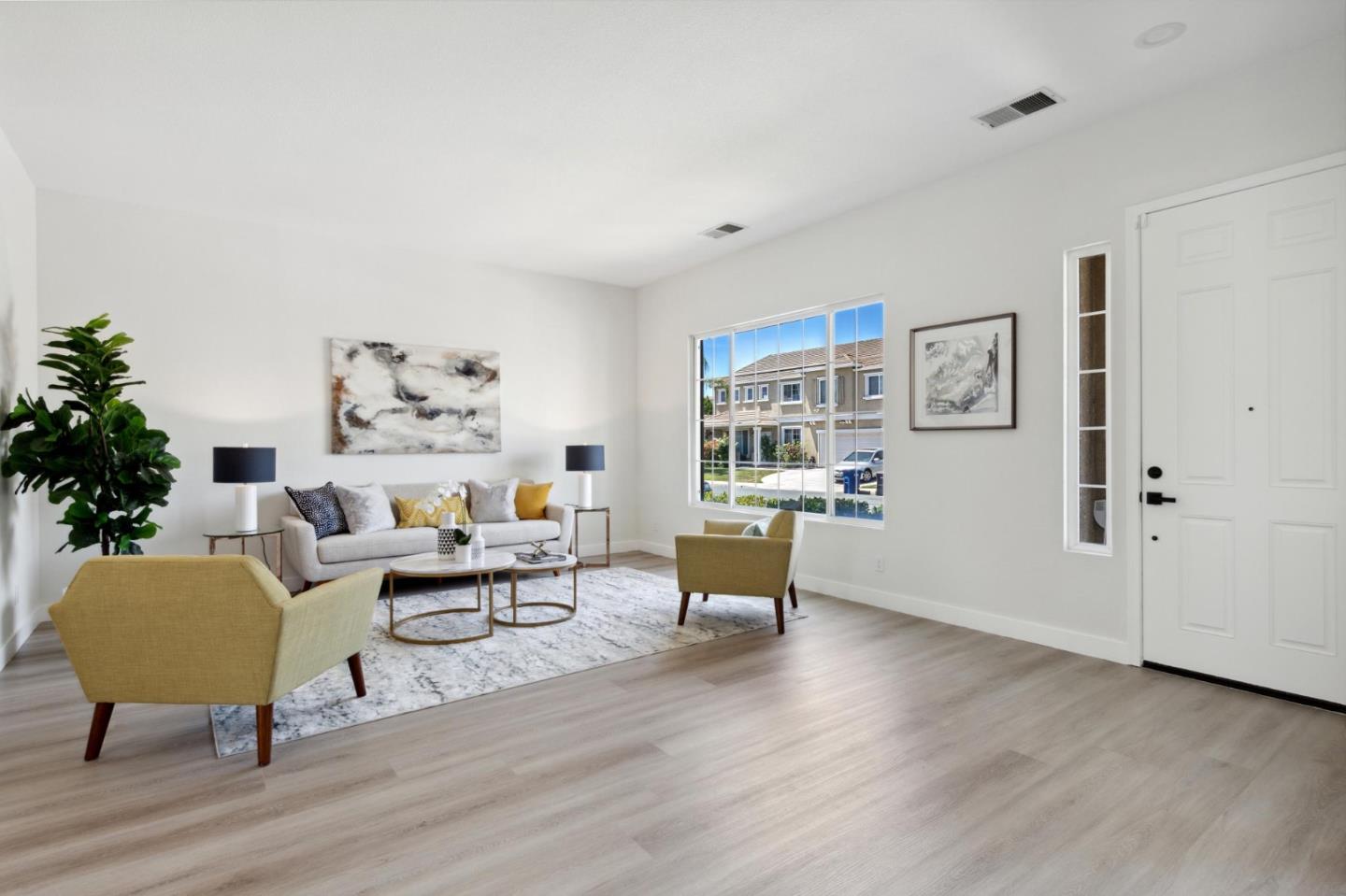 Detail Gallery Image 12 of 80 For 551 Silver Saddle Dr, Pittsburg,  CA 94565 - 6 Beds | 4 Baths