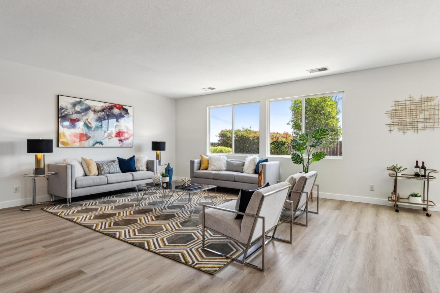Detail Gallery Image 20 of 80 For 551 Silver Saddle Dr, Pittsburg,  CA 94565 - 6 Beds | 4 Baths