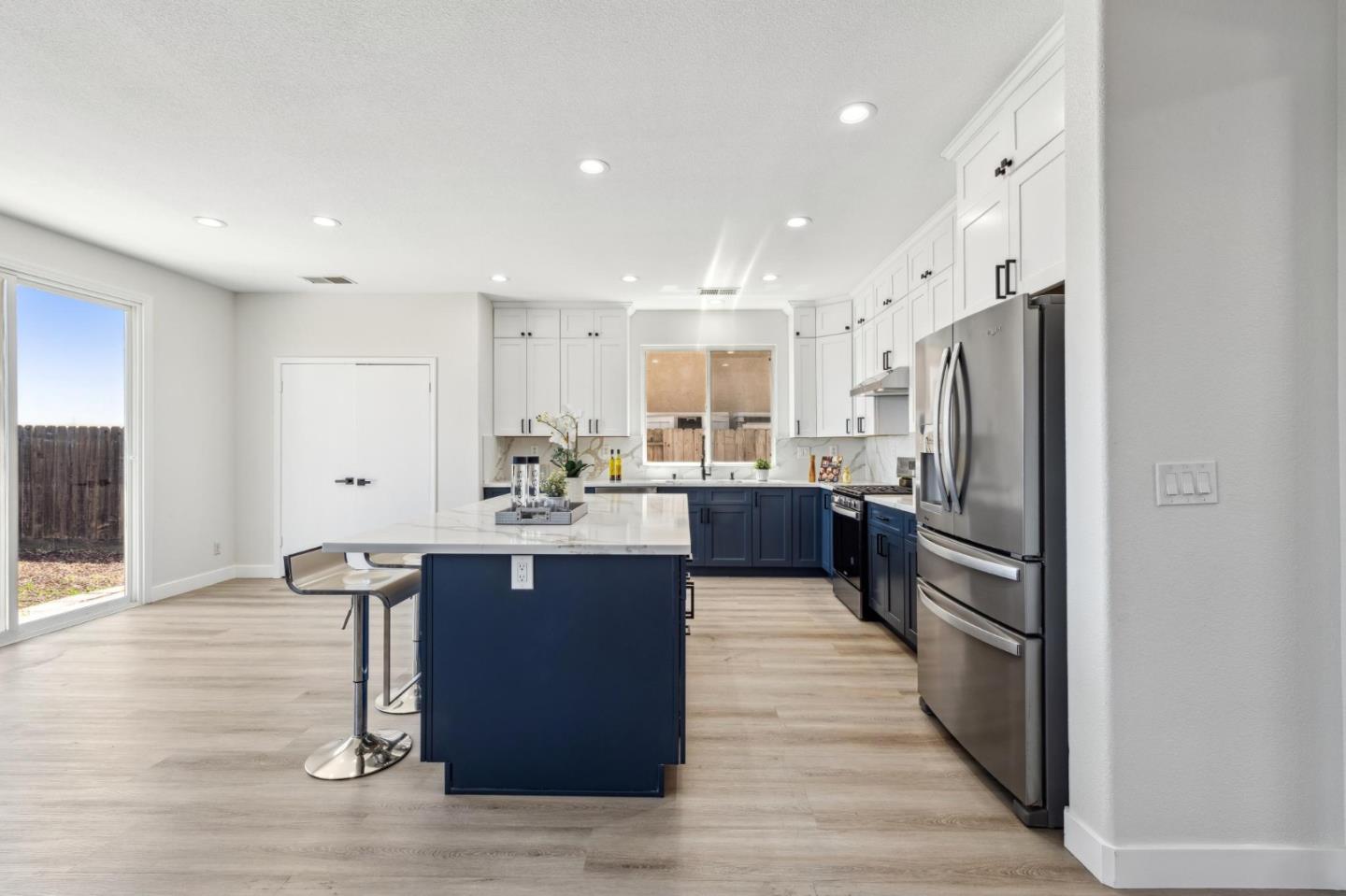 Detail Gallery Image 30 of 80 For 551 Silver Saddle Dr, Pittsburg,  CA 94565 - 6 Beds | 4 Baths