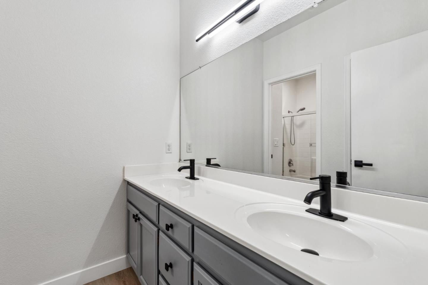 Detail Gallery Image 55 of 80 For 551 Silver Saddle Dr, Pittsburg,  CA 94565 - 6 Beds | 4 Baths
