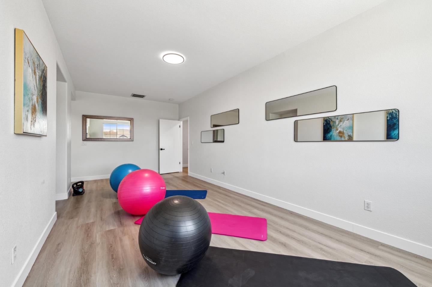 Detail Gallery Image 58 of 80 For 551 Silver Saddle Dr, Pittsburg,  CA 94565 - 6 Beds | 4 Baths