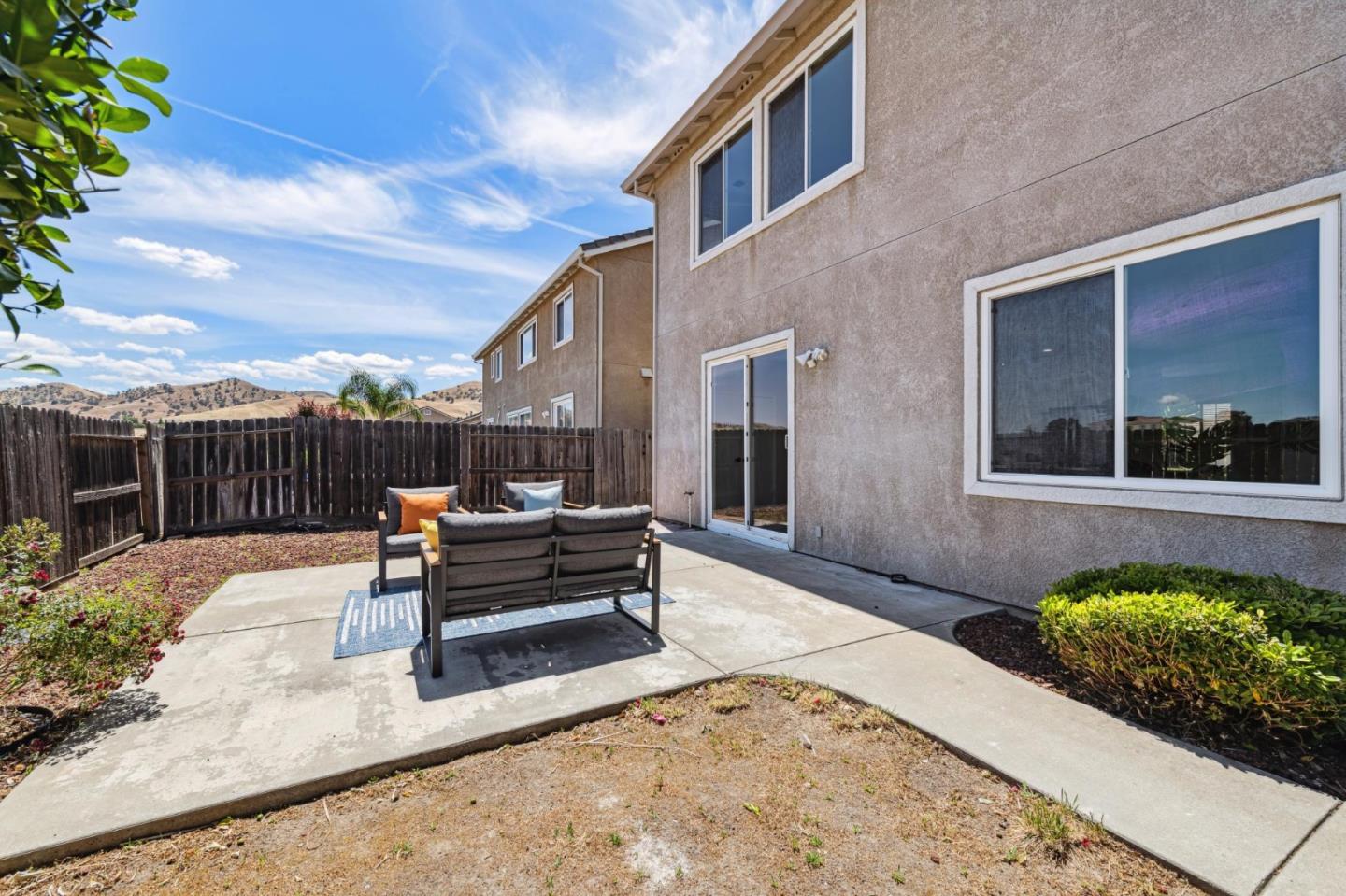 Detail Gallery Image 67 of 80 For 551 Silver Saddle Dr, Pittsburg,  CA 94565 - 6 Beds | 4 Baths