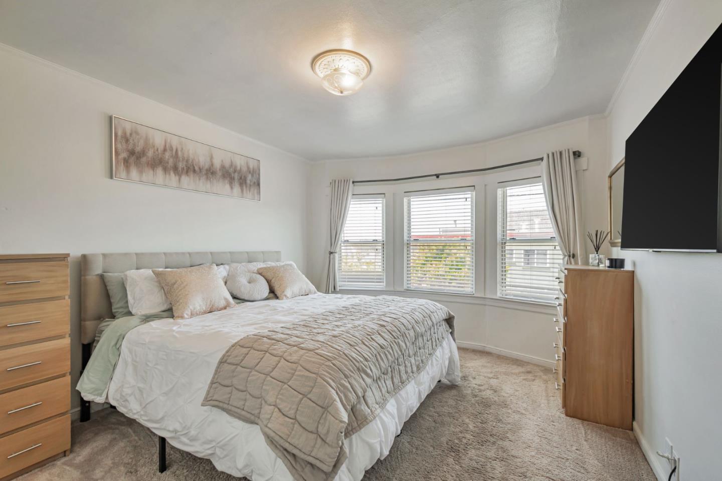 Detail Gallery Image 14 of 37 For 301 Madrid St, San Francisco,  CA 94112 - 3 Beds | 2 Baths