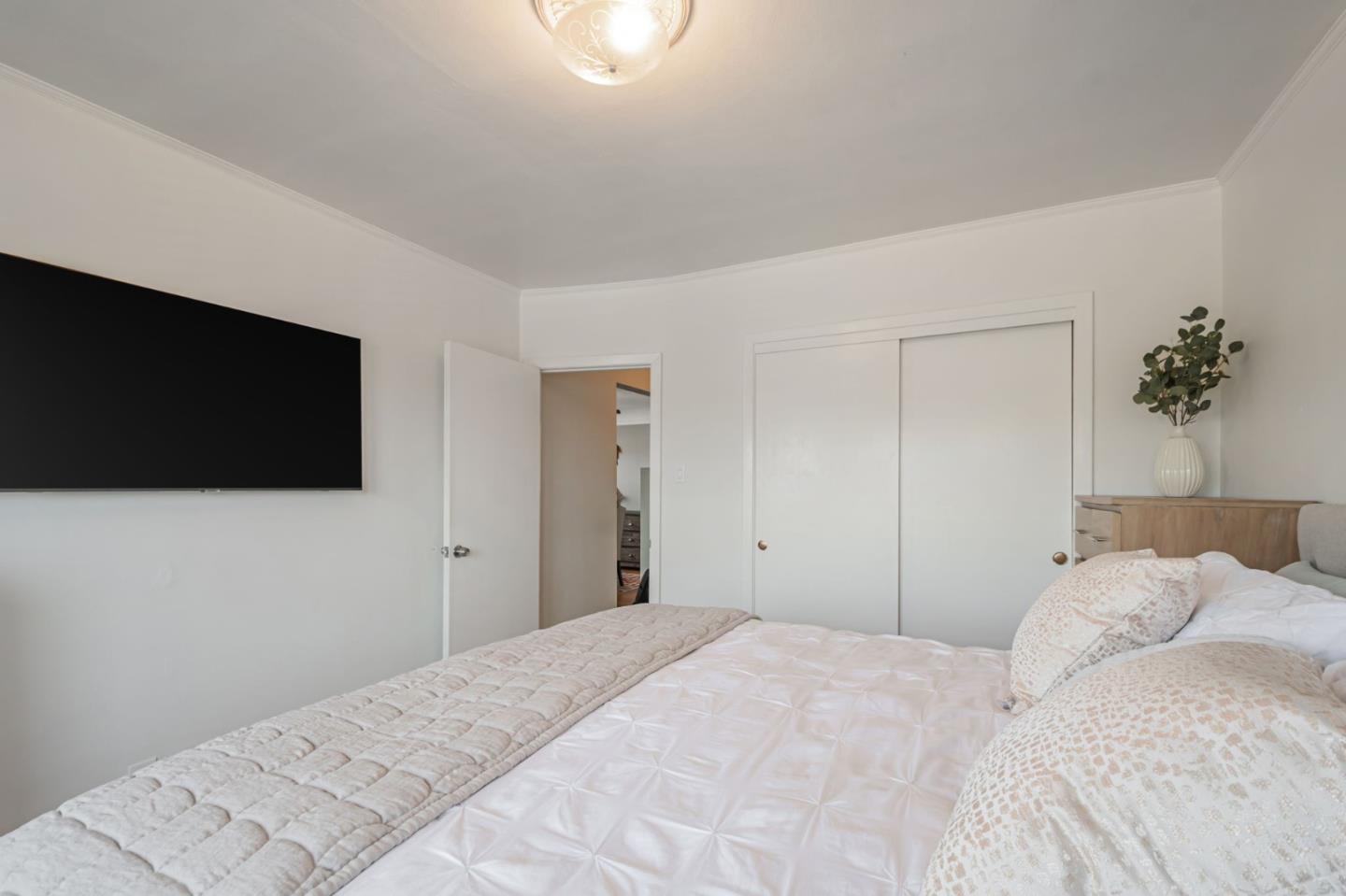 Detail Gallery Image 16 of 37 For 301 Madrid St, San Francisco,  CA 94112 - 3 Beds | 2 Baths