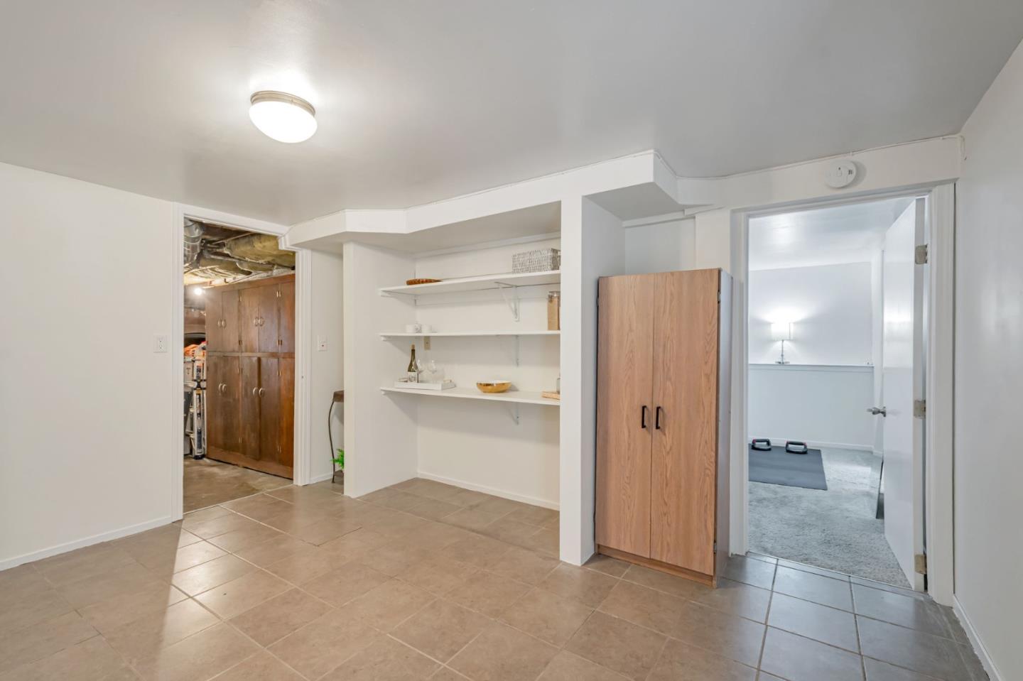 Detail Gallery Image 26 of 37 For 301 Madrid St, San Francisco,  CA 94112 - 3 Beds | 2 Baths