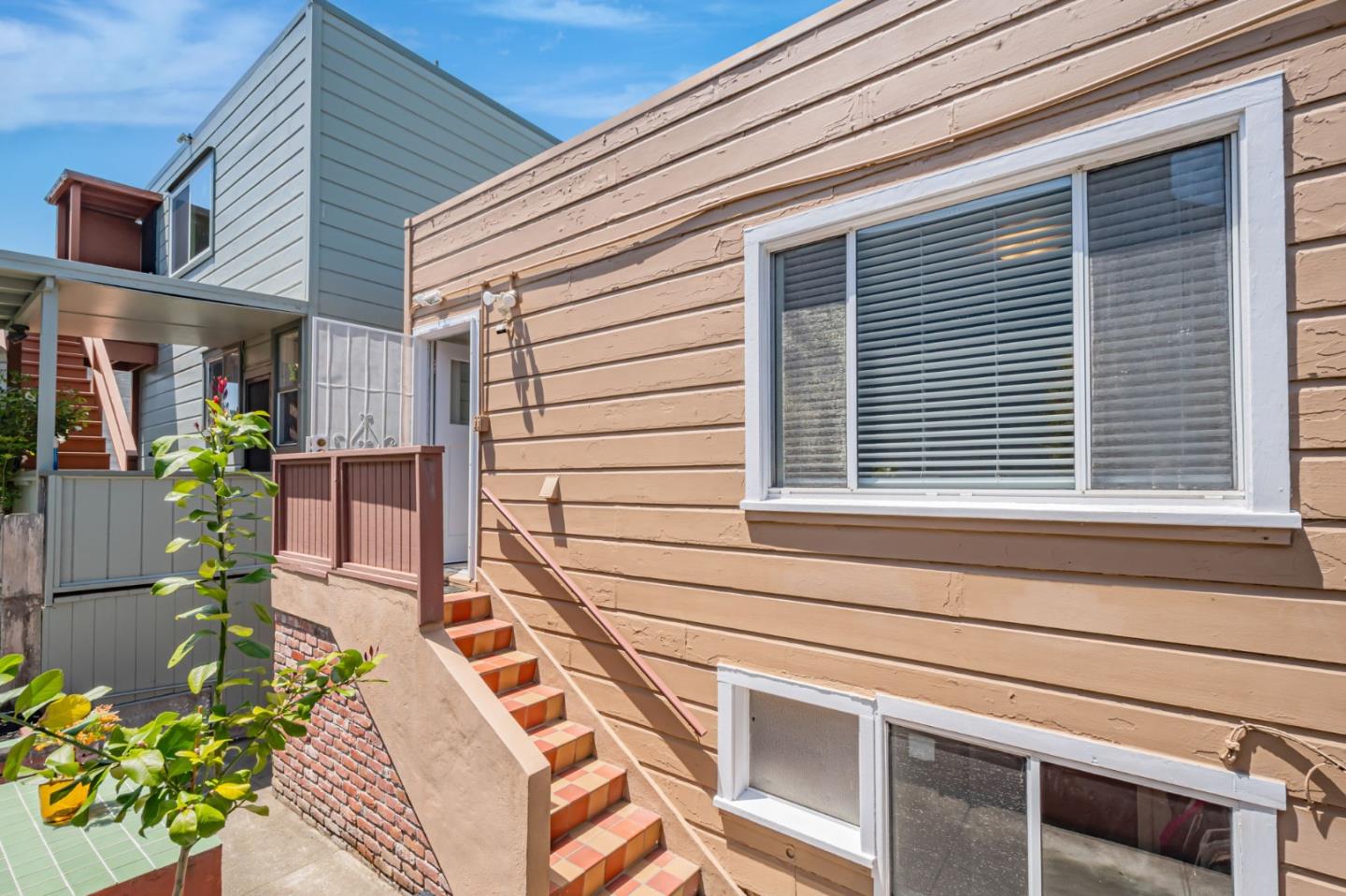 Detail Gallery Image 32 of 37 For 301 Madrid St, San Francisco,  CA 94112 - 3 Beds | 2 Baths