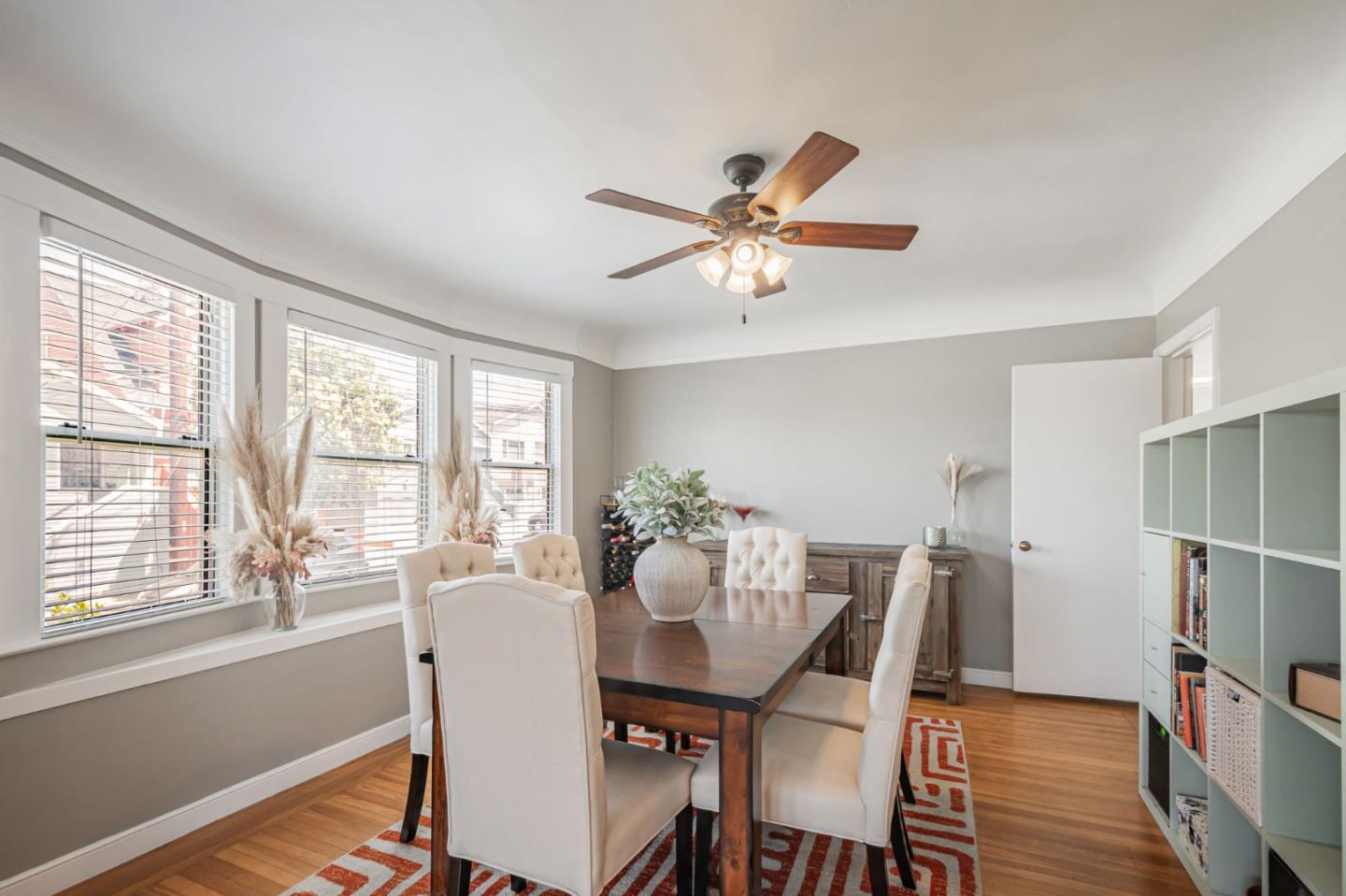 Detail Gallery Image 6 of 37 For 301 Madrid St, San Francisco,  CA 94112 - 3 Beds | 2 Baths