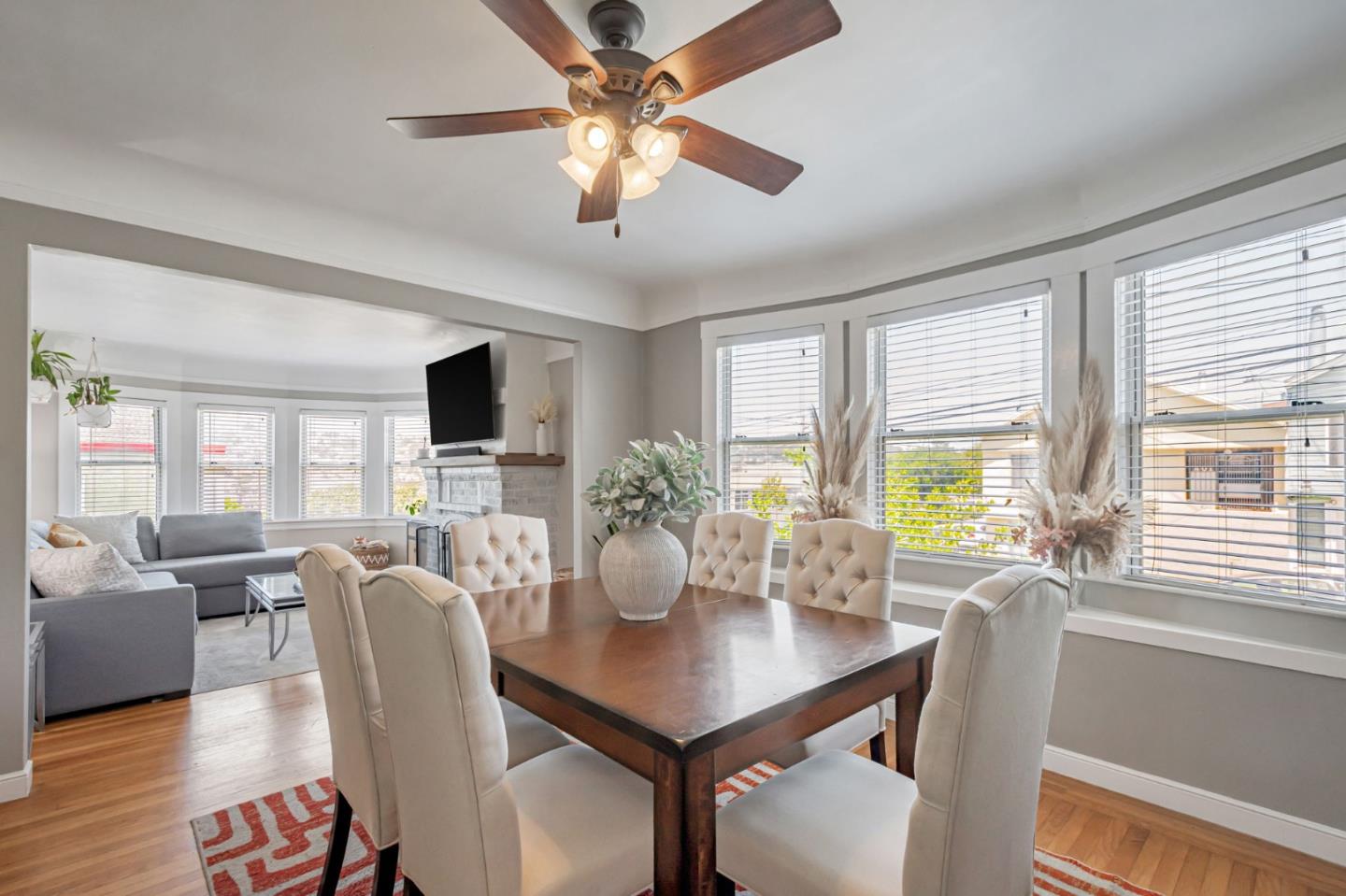 Detail Gallery Image 8 of 37 For 301 Madrid St, San Francisco,  CA 94112 - 3 Beds | 2 Baths