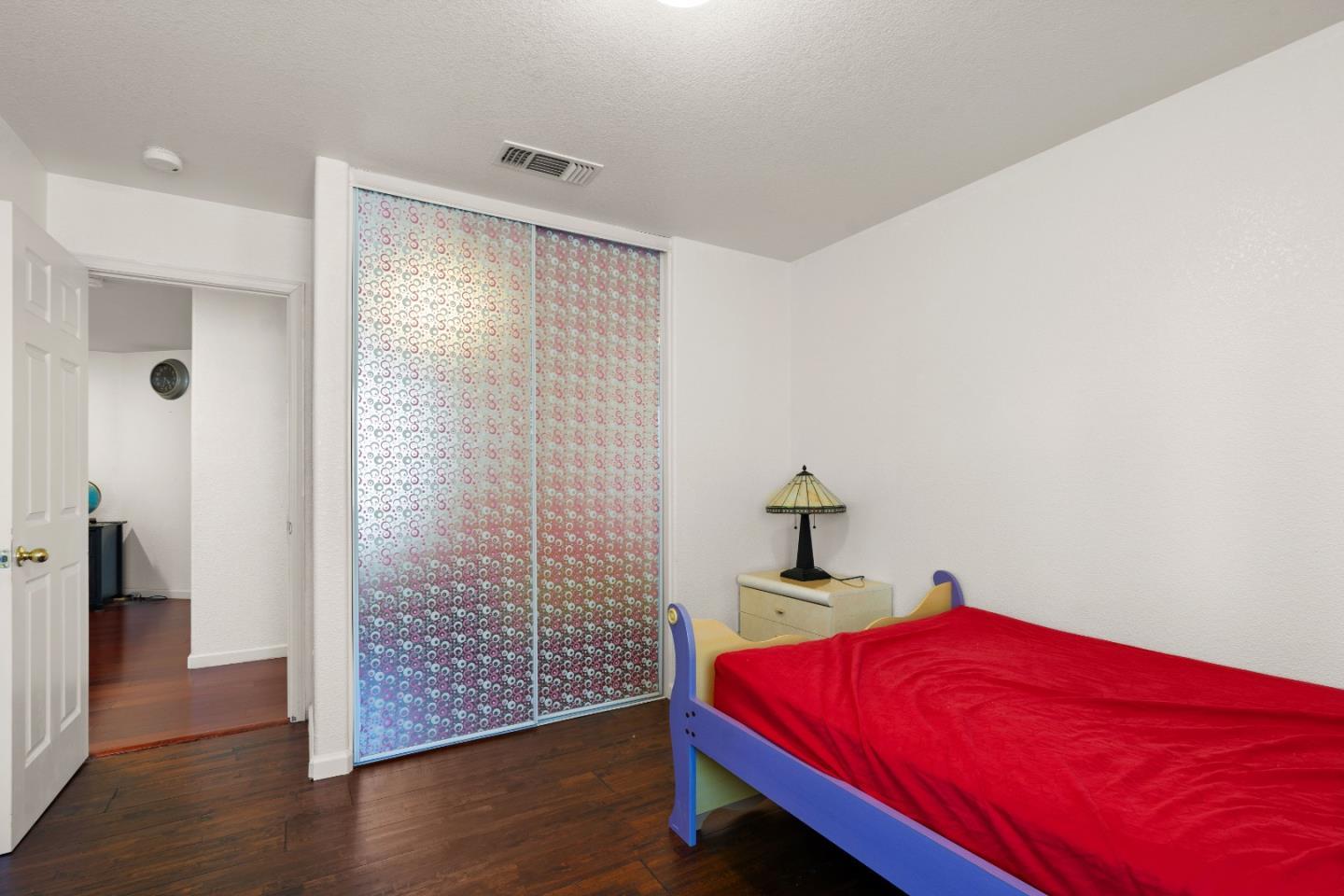 Detail Gallery Image 16 of 58 For 354 Vasconcellos Ave, Manteca,  CA 95336 - 5 Beds | 3/1 Baths