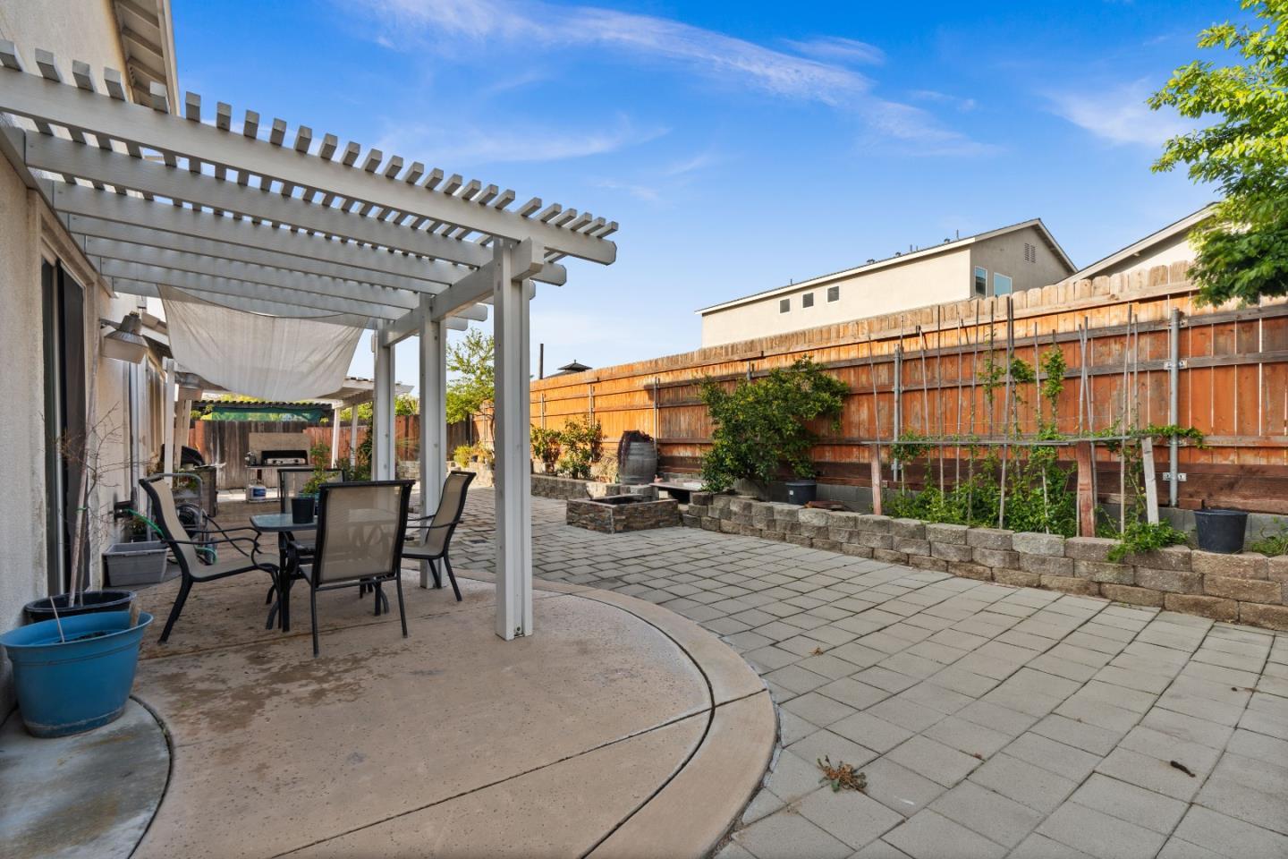 Detail Gallery Image 19 of 58 For 354 Vasconcellos Ave, Manteca,  CA 95336 - 5 Beds | 3/1 Baths