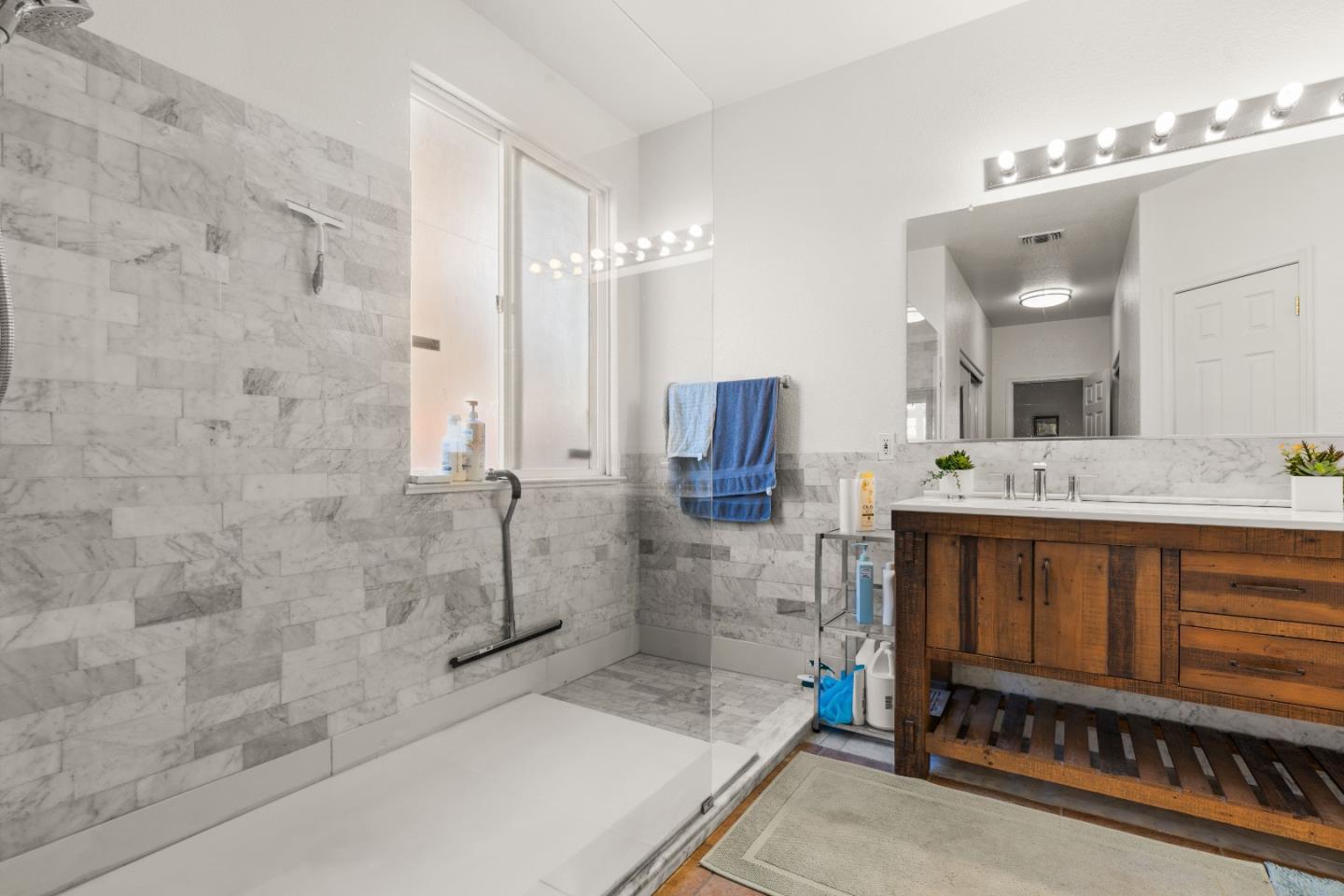 Detail Gallery Image 45 of 58 For 354 Vasconcellos Ave, Manteca,  CA 95336 - 5 Beds | 3/1 Baths