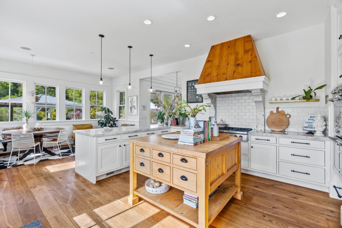 Detail Gallery Image 19 of 52 For 365 Race Horse Ln, La Selva Beach,  CA 95076 - 4 Beds | 3 Baths