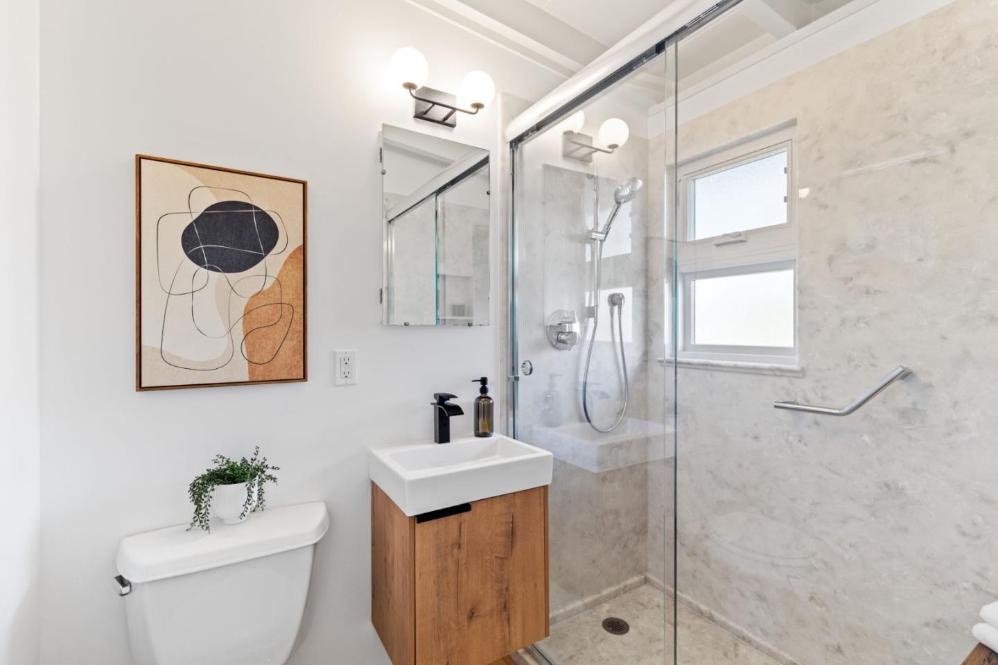 Detail Gallery Image 10 of 20 For 1763 Spring St, Mountain View,  CA 94043 - 3 Beds | 2 Baths