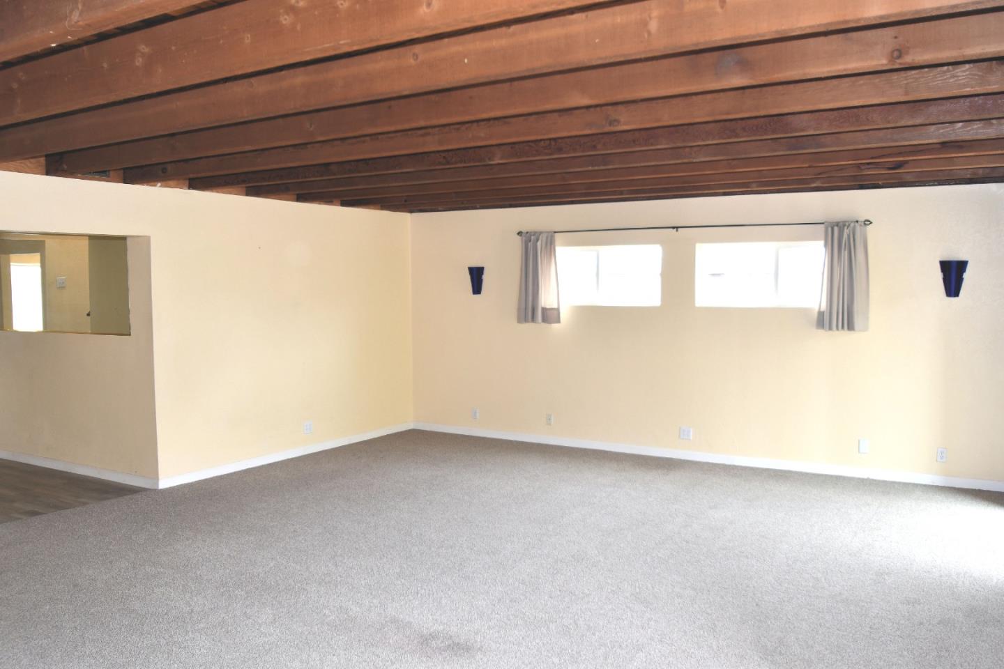 Detail Gallery Image 7 of 30 For 459 Heathcliff Dr, Pacifica,  CA 94044 - 3 Beds | 2 Baths