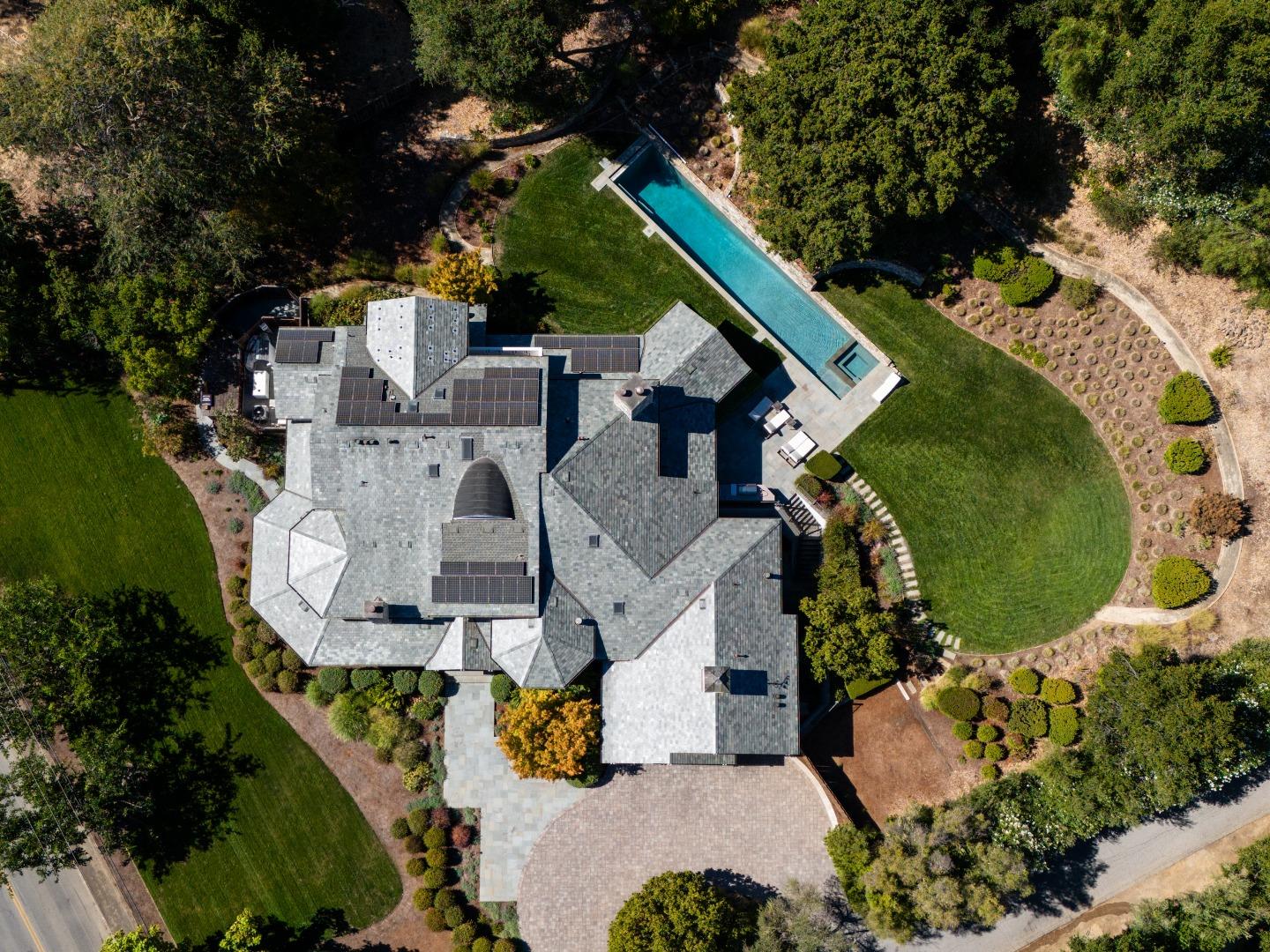 Detail Gallery Image 22 of 39 For 26074 Mulberry Ln, Los Altos Hills,  CA 94022 - 6 Beds | 6/1 Baths