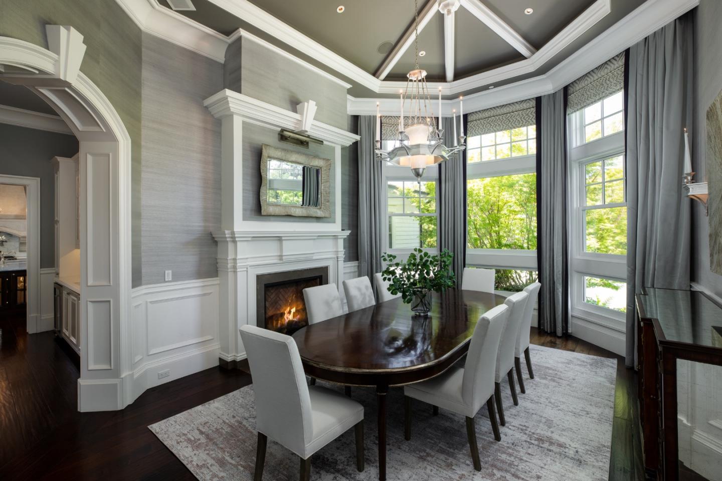 Detail Gallery Image 7 of 39 For 26074 Mulberry Ln, Los Altos Hills,  CA 94022 - 6 Beds | 6/1 Baths