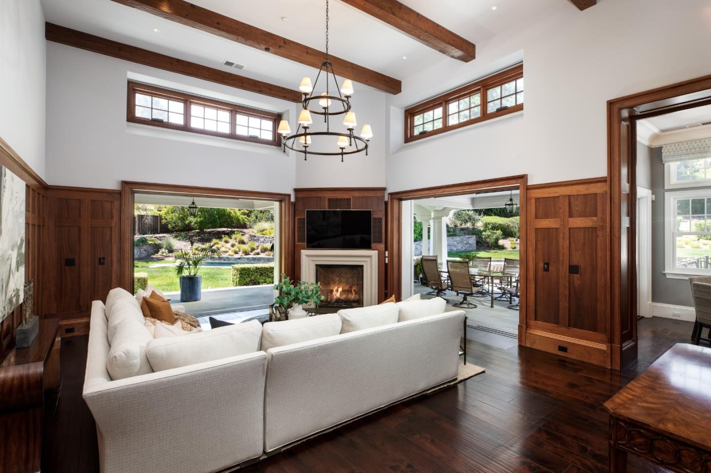 Detail Gallery Image 8 of 39 For 26074 Mulberry Ln, Los Altos Hills,  CA 94022 - 6 Beds | 6/1 Baths