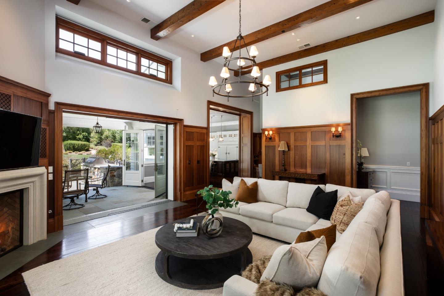 Detail Gallery Image 9 of 39 For 26074 Mulberry Ln, Los Altos Hills,  CA 94022 - 6 Beds | 6/1 Baths