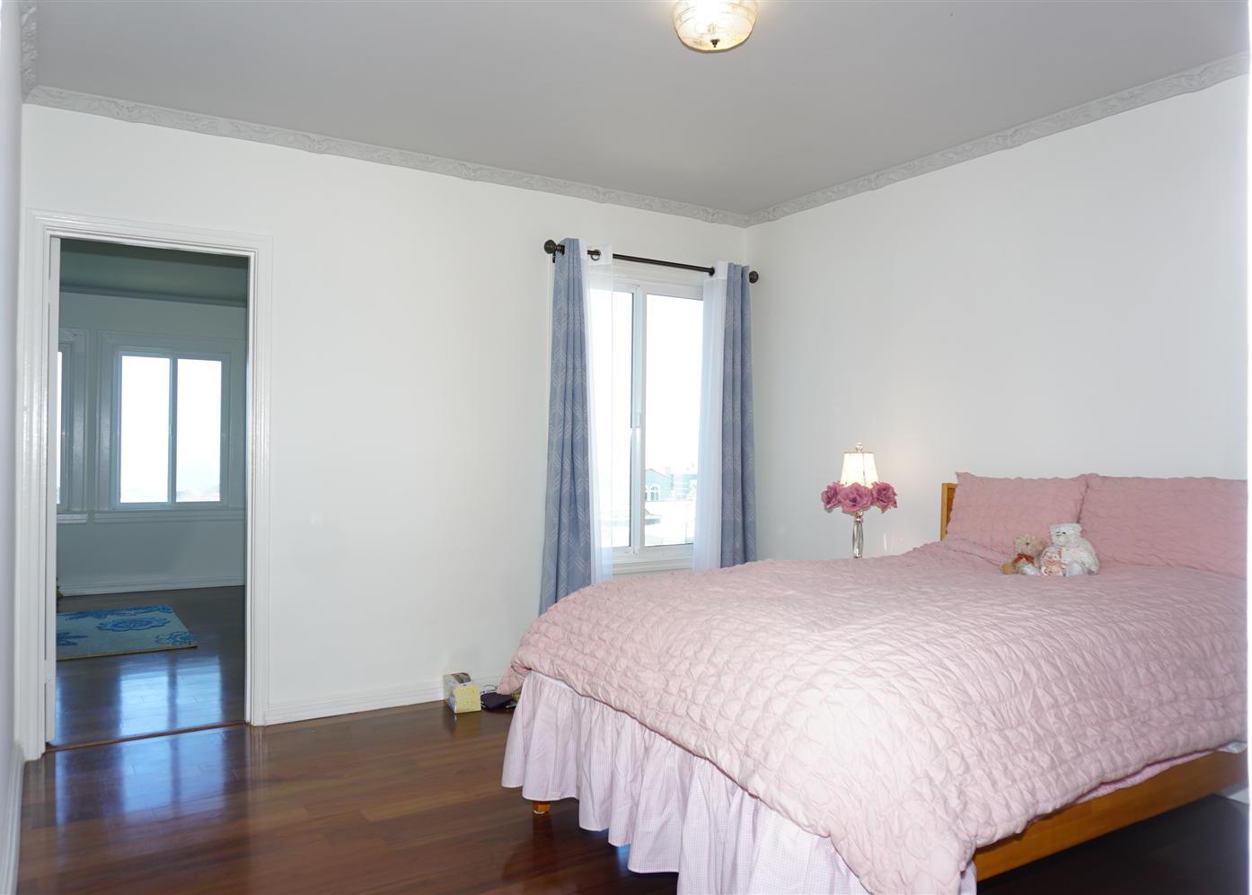 Detail Gallery Image 19 of 38 For 2259 27th Ave, San Francisco,  CA 94116 - 3 Beds | 2/1 Baths