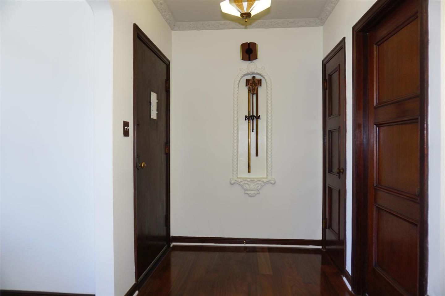 Detail Gallery Image 3 of 38 For 2259 27th Ave, San Francisco,  CA 94116 - 3 Beds | 2/1 Baths