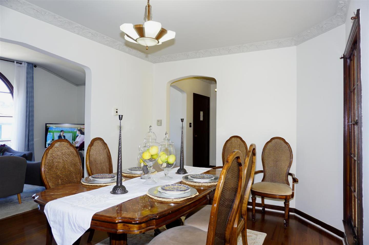 Detail Gallery Image 8 of 38 For 2259 27th Ave, San Francisco,  CA 94116 - 3 Beds | 2/1 Baths