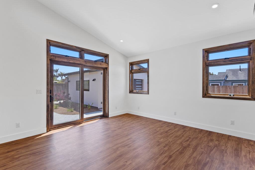 Detail Gallery Image 21 of 35 For 334 Anchorage Ave, Santa Cruz,  CA 95062 - 3 Beds | 2/1 Baths