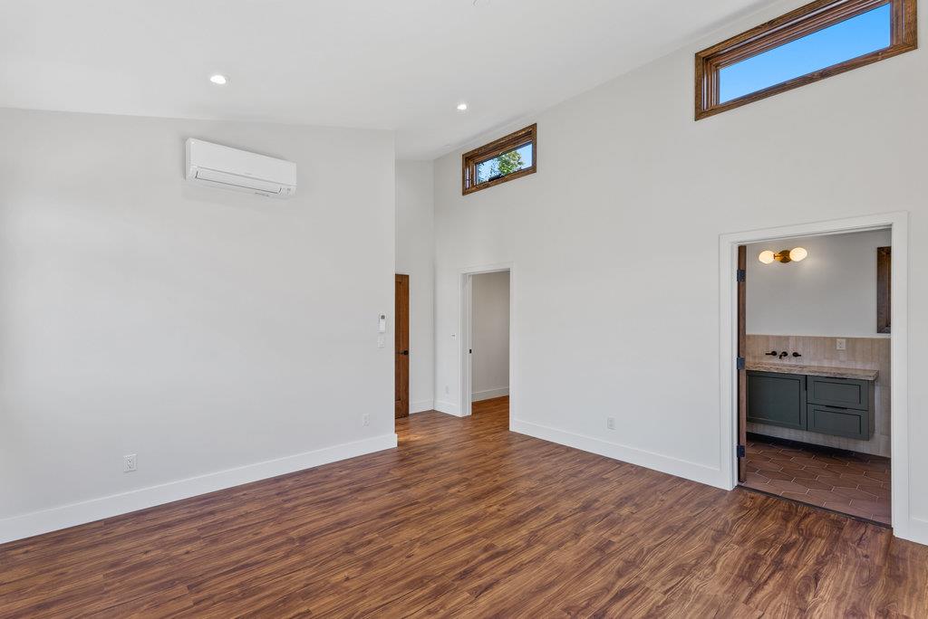 Detail Gallery Image 22 of 35 For 334 Anchorage Ave, Santa Cruz,  CA 95062 - 3 Beds | 2/1 Baths