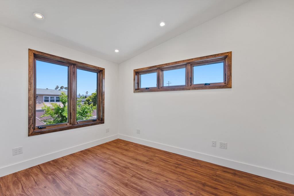 Detail Gallery Image 24 of 35 For 334 Anchorage Ave, Santa Cruz,  CA 95062 - 3 Beds | 2/1 Baths