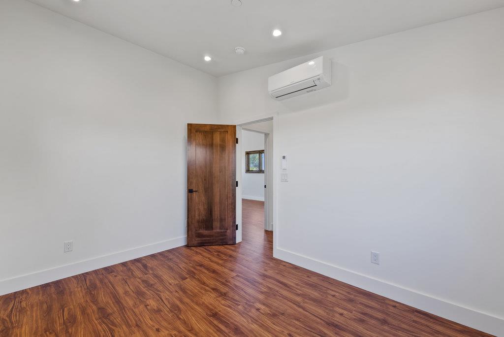Detail Gallery Image 25 of 35 For 334 Anchorage Ave, Santa Cruz,  CA 95062 - 3 Beds | 2/1 Baths