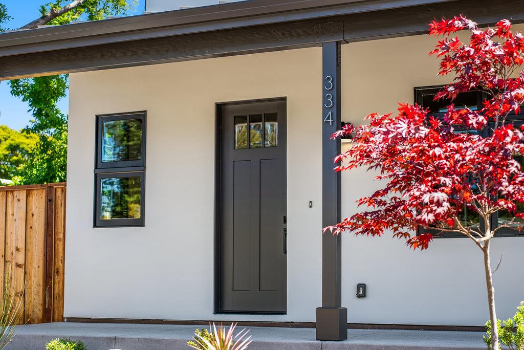 Detail Gallery Image 3 of 35 For 334 Anchorage Ave, Santa Cruz,  CA 95062 - 3 Beds | 2/1 Baths