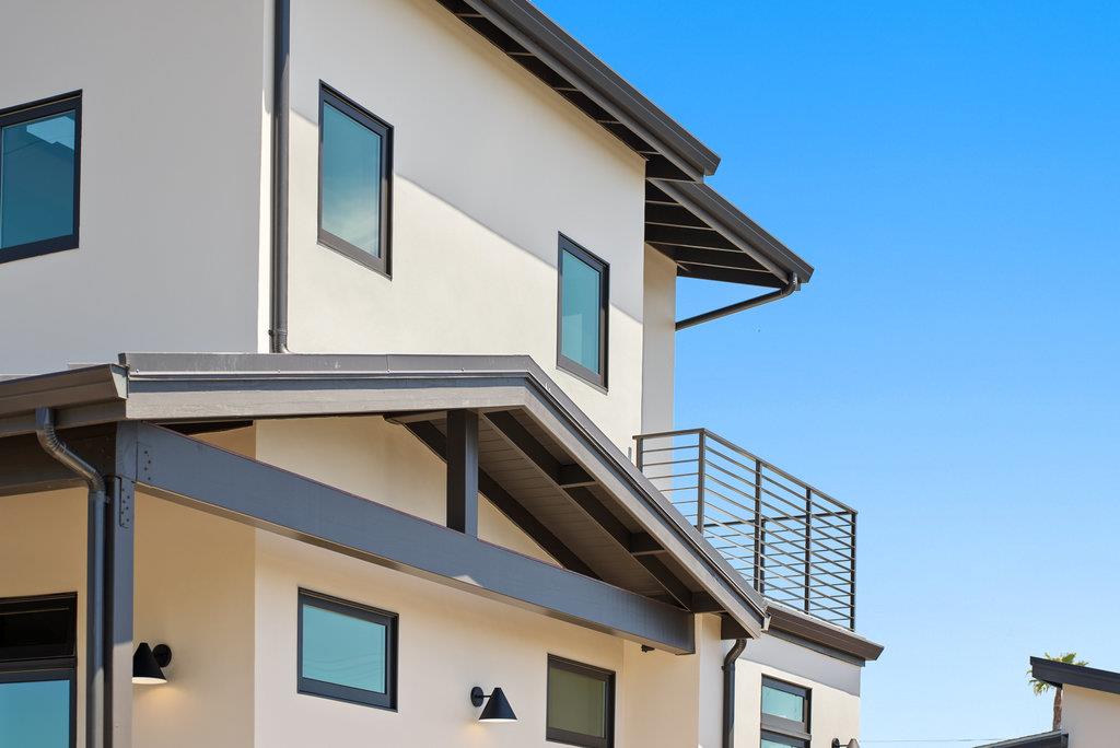 Detail Gallery Image 5 of 35 For 334 Anchorage Ave, Santa Cruz,  CA 95062 - 3 Beds | 2/1 Baths