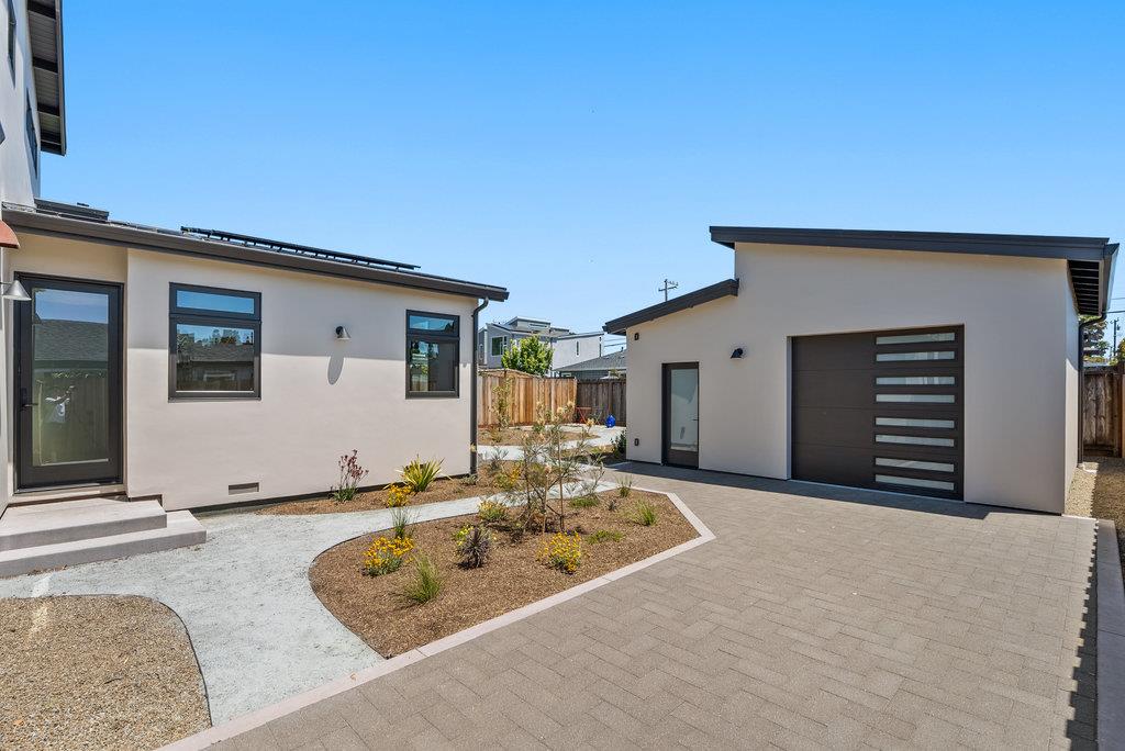 Detail Gallery Image 8 of 35 For 334 Anchorage Ave, Santa Cruz,  CA 95062 - 3 Beds | 2/1 Baths
