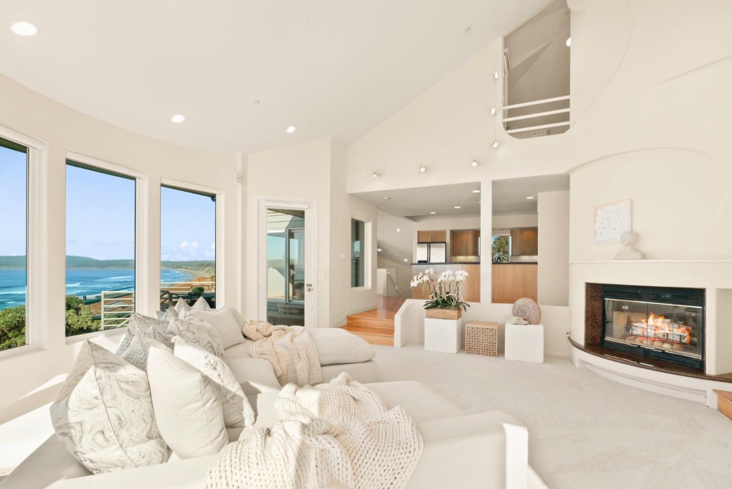 Detail Gallery Image 35 of 90 For 170 Hillview Way, La Selva Beach,  CA 95076 - 4 Beds | 4 Baths