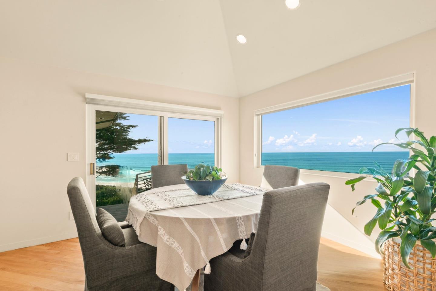 Detail Gallery Image 39 of 90 For 170 Hillview Way, La Selva Beach,  CA 95076 - 4 Beds | 4 Baths