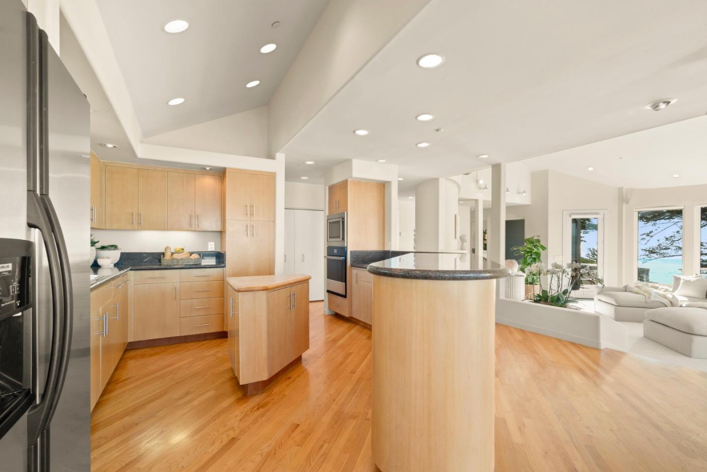 Detail Gallery Image 42 of 90 For 170 Hillview Way, La Selva Beach,  CA 95076 - 4 Beds | 4 Baths