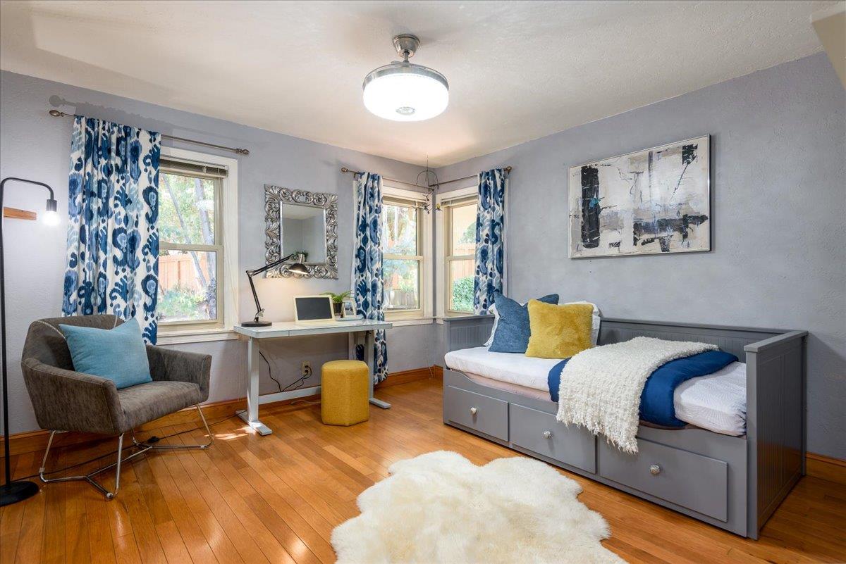 Detail Gallery Image 19 of 51 For 1720 Hillman Ave, Belmont,  CA 94002 - 3 Beds | 2 Baths